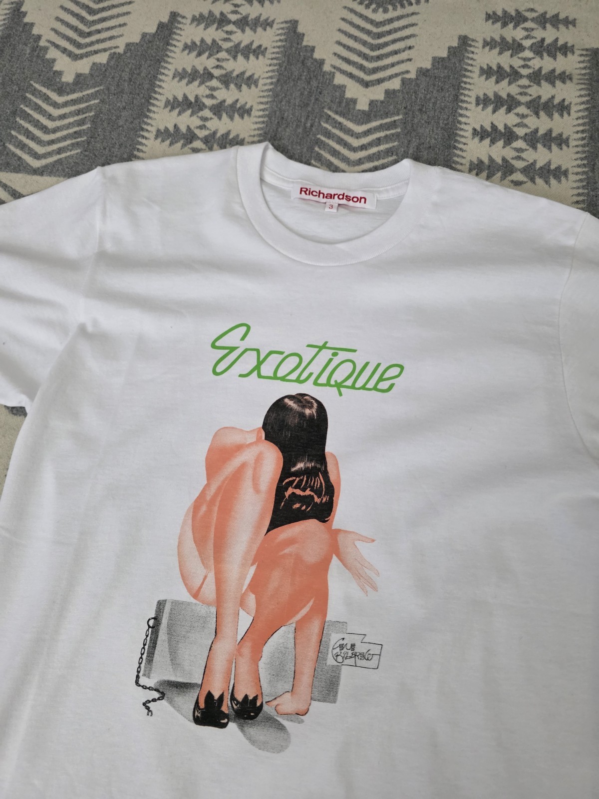 Richardson Magazine T-Shirt EXOTIQUE GENE BILBREW ART A8 Sz M Made In USA 2015 gallery
