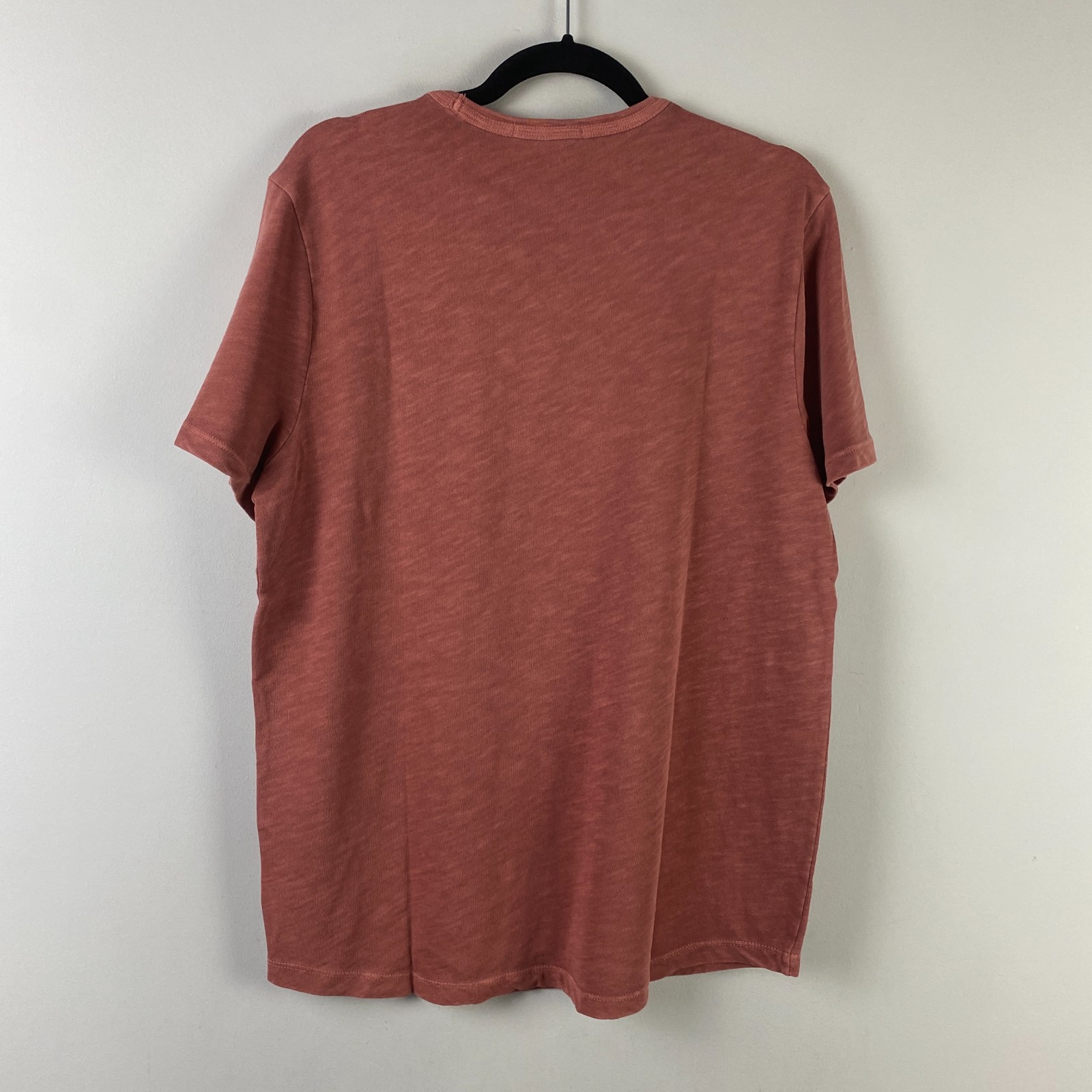 Marine Layer Tee Mens Size M Vintage Heavy Slub Pocket Rust Red Short Sleeve gallery