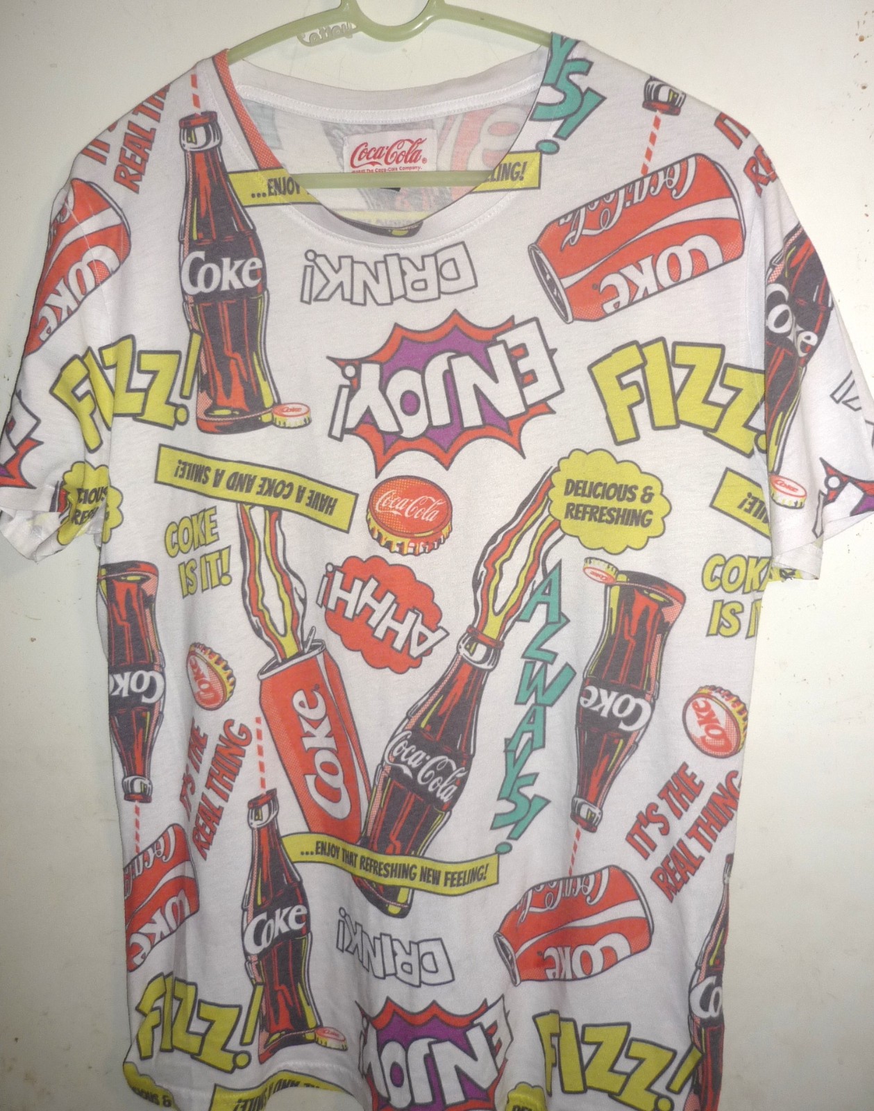 Coca-Cola 2015 T-shirt, Size L gallery