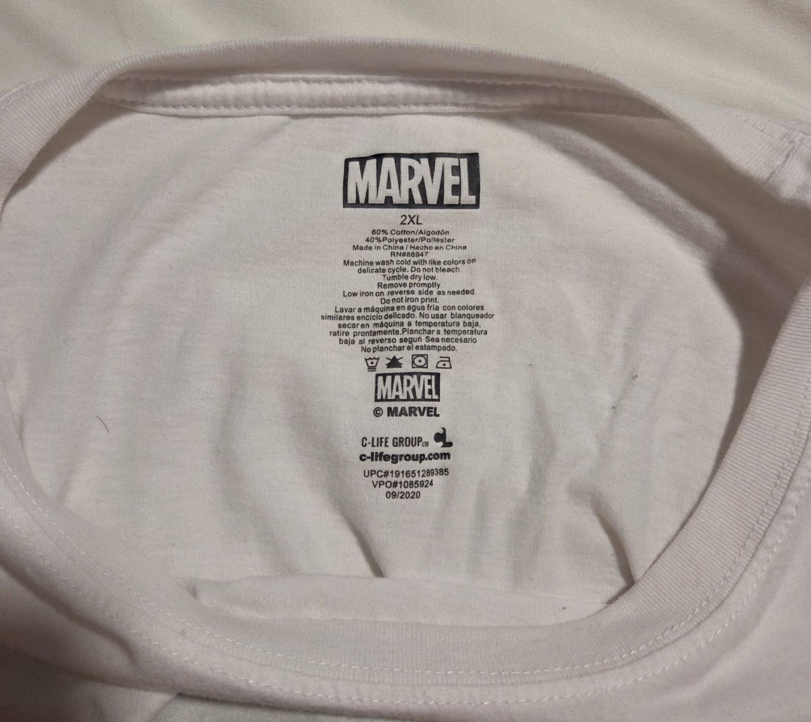 Marvel Comics T Shirt Size 2XL Wolverine Iron Man Hulk Captain America Avengers gallery