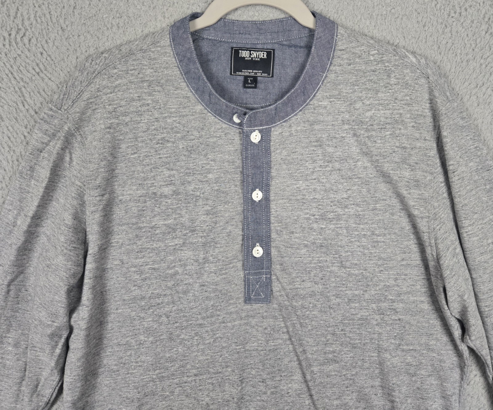 Todd Snyder Chambray Loop Collar Henley T-Shirt Heather Gray Men's Size Large gallery