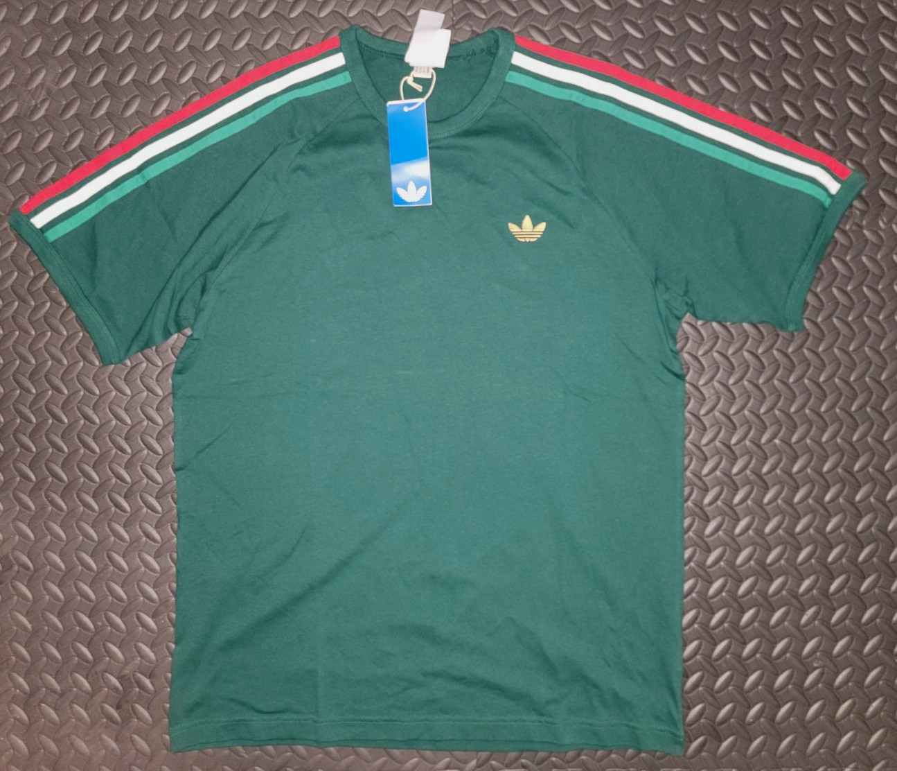 NEW MENS ADIDAS ORIGINALS 3-STRIPES CALIFORNIA TREFOIL SHIRT ~SIZE LARGE #KC864 gallery