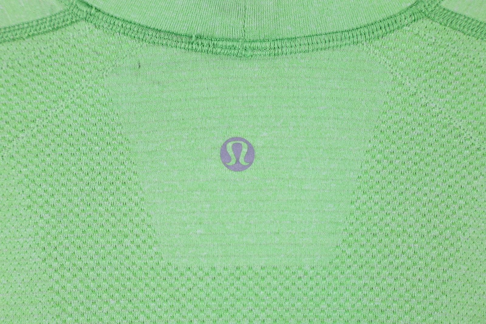 Lululemon Mens L Running Jogging Gym Metal Vent Tech Long Sleeve T-Shirt Green gallery