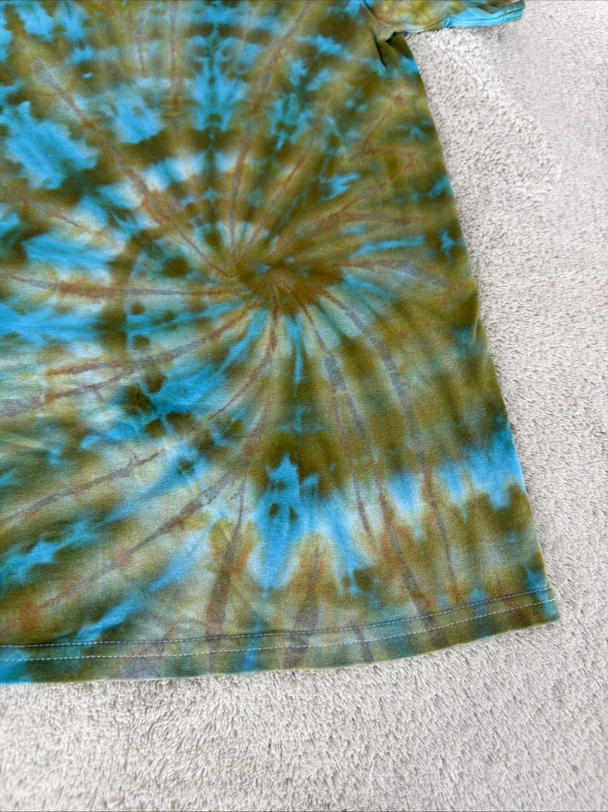 NEW Gildan Men’s Blue Green Brown Spiral Ice Tie Dye Short Sleeve Shirt 2XL XXL gallery