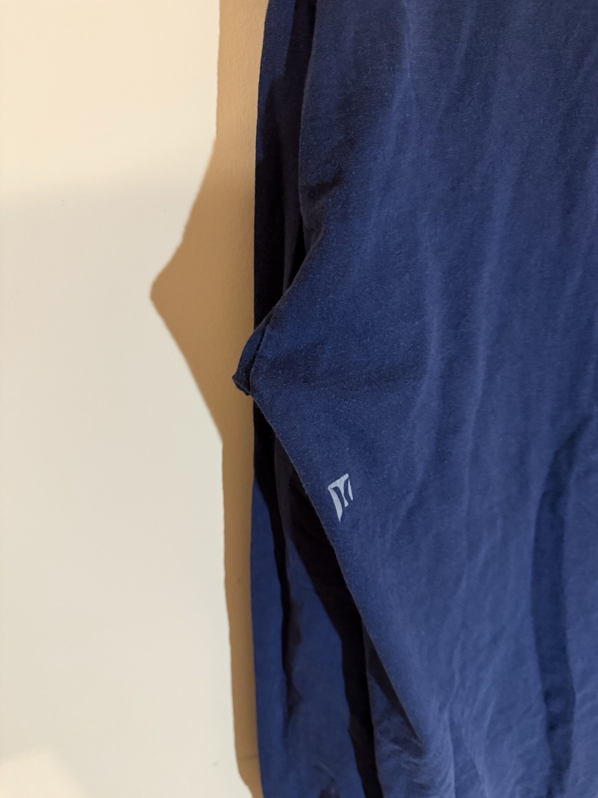 Hurley International Long Sleeve Mens Sz XL gallery