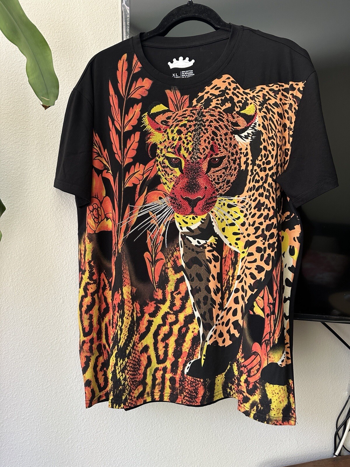 Heads or Tails Men’s Rainstones Beaded / Black / Tiger T-shirt Size XL gallery