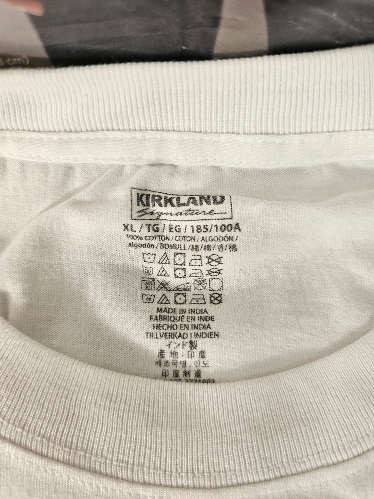 XL / X-LARGE - WHITE - 6 PACK - Kirkland Signature Men’s Crew Neck Cotton Shirts gallery