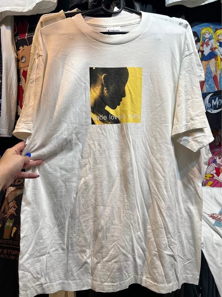 Sade Lovers Rock Live Tour 2001 Graphic T-Shirt Vintage Style Single Stitch L