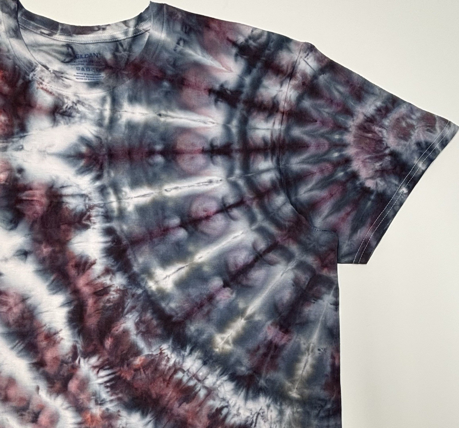 Handmade Ice Tie Dye Adult T-Shirt Unisex Size XL Multicolored Gildan Tee NEW gallery