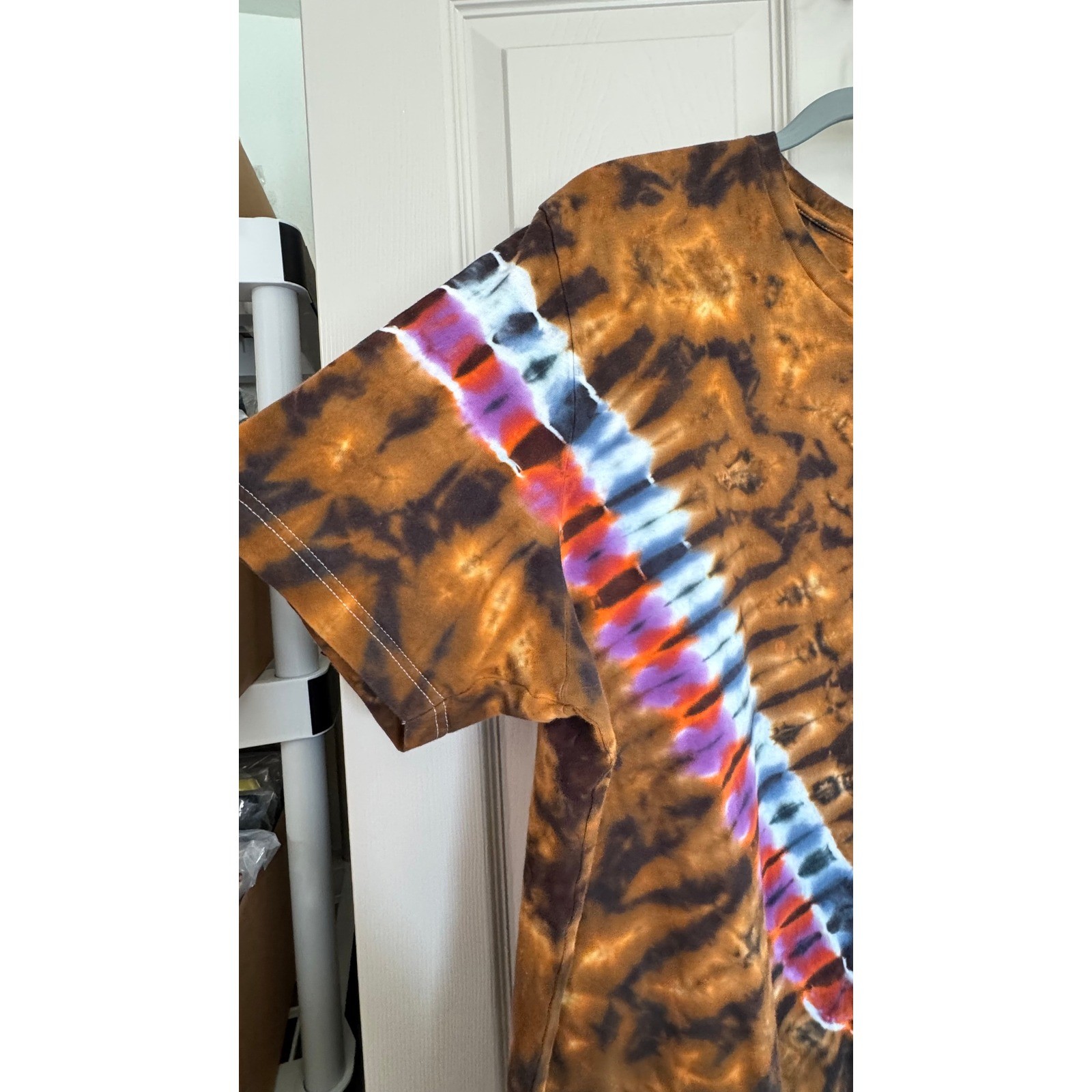 Tie Dye T-Shirt Adult 2XL Brown V-Pattern Short Sleeve Cotton Tee Hippie Earthy gallery