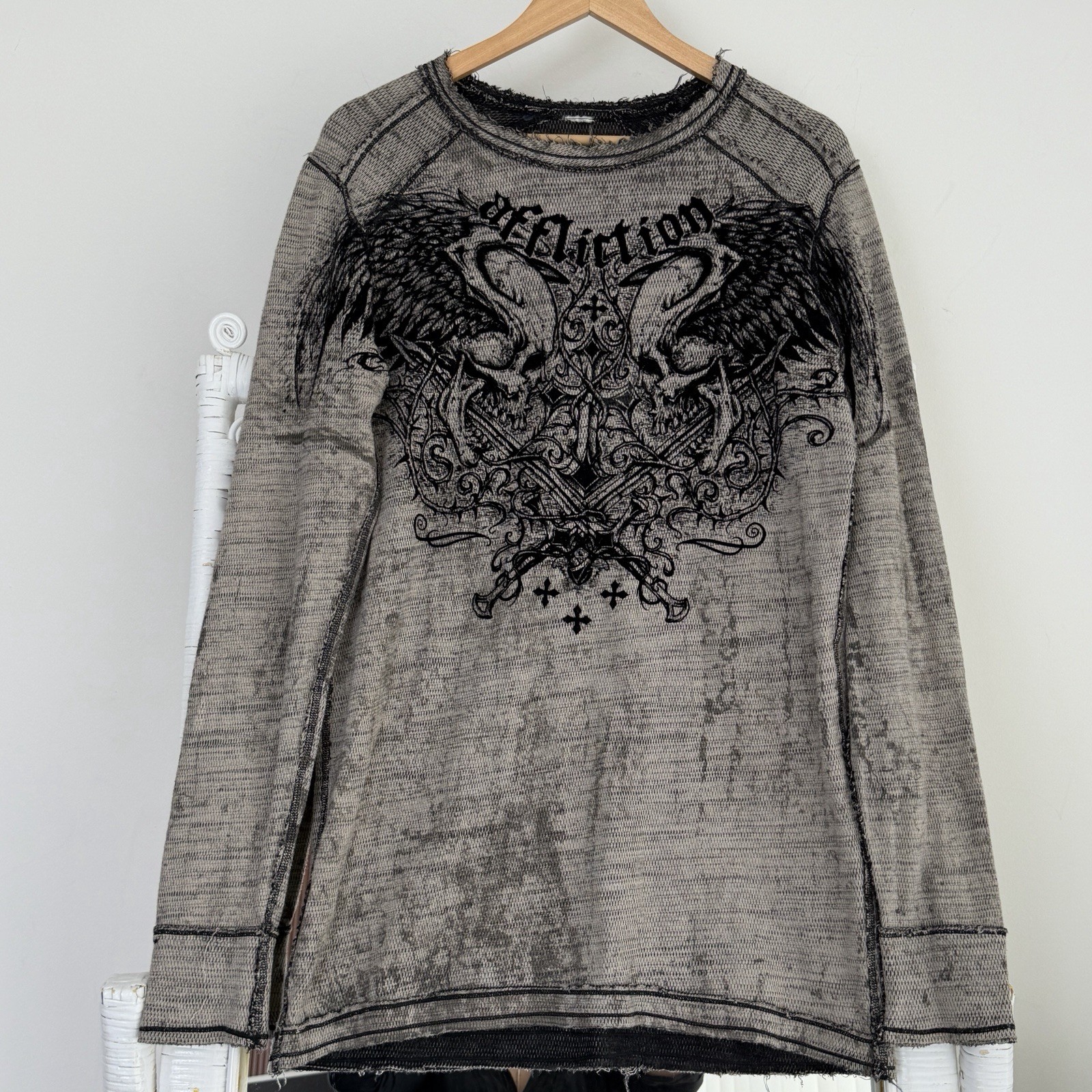 Affliction Reversible Thermal Shirt Mens Large Waffle Knit long Sleeve Y2K Wings gallery