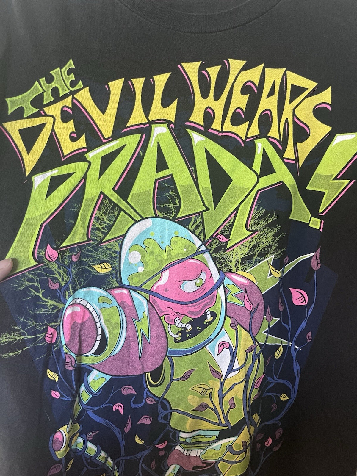 The Devil Wears Prada Reptar King Of The Ozone T Shirt Black Band Tee No Tag gallery