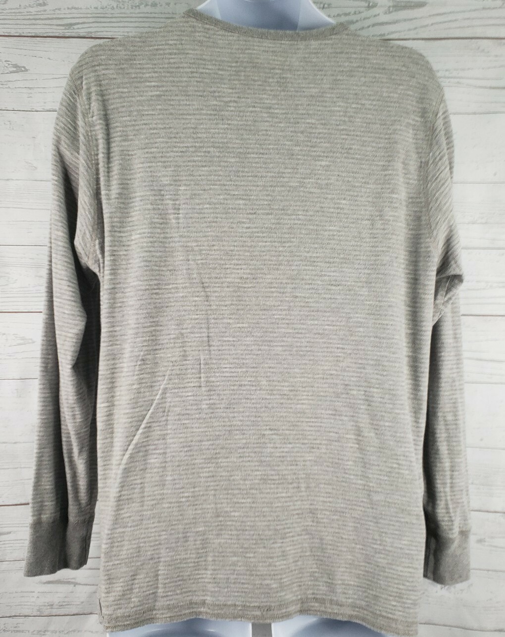 Buckle Black Label Henley Shirt Sz Large Gray Studded Button Pocket Long Sleeve gallery