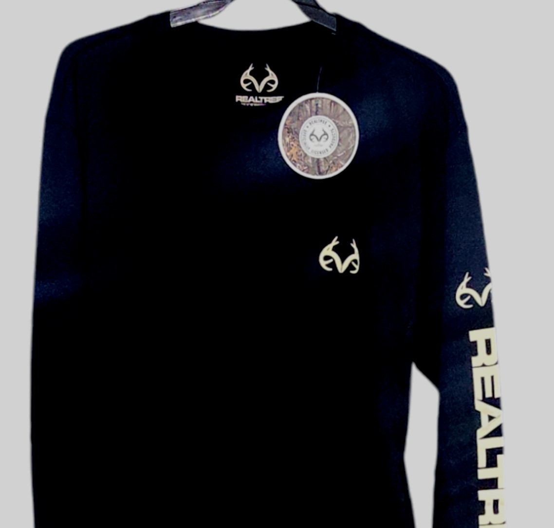 Men'sT Shirt Long Sleeve "REALTREE"-American Hunting Buck -Size Medium Only -NWT gallery