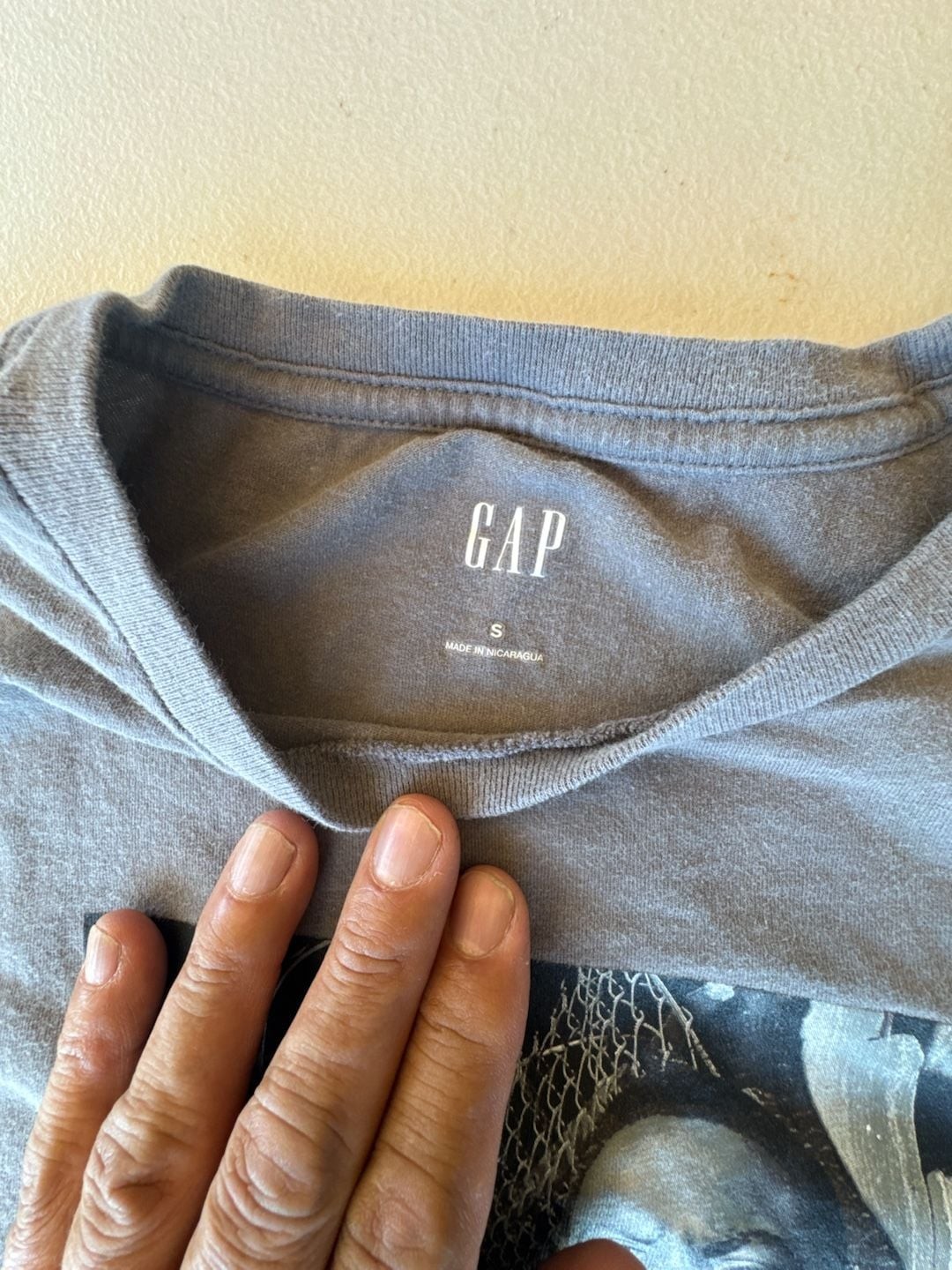GAP The Notorious B.I.G. Biggie Smalls Graphic T-Shirt gallery
