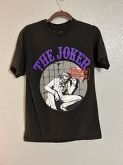 Mens black white purple graphic T shirt size medium