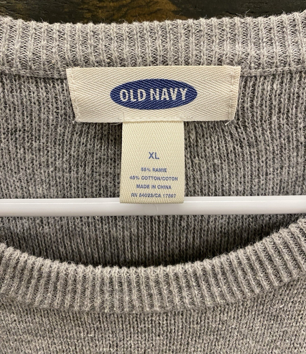 Vintage Y2K Old Navy Men’s XL Colorblock Crewneck Sweater Gray Navy Heavyweight gallery