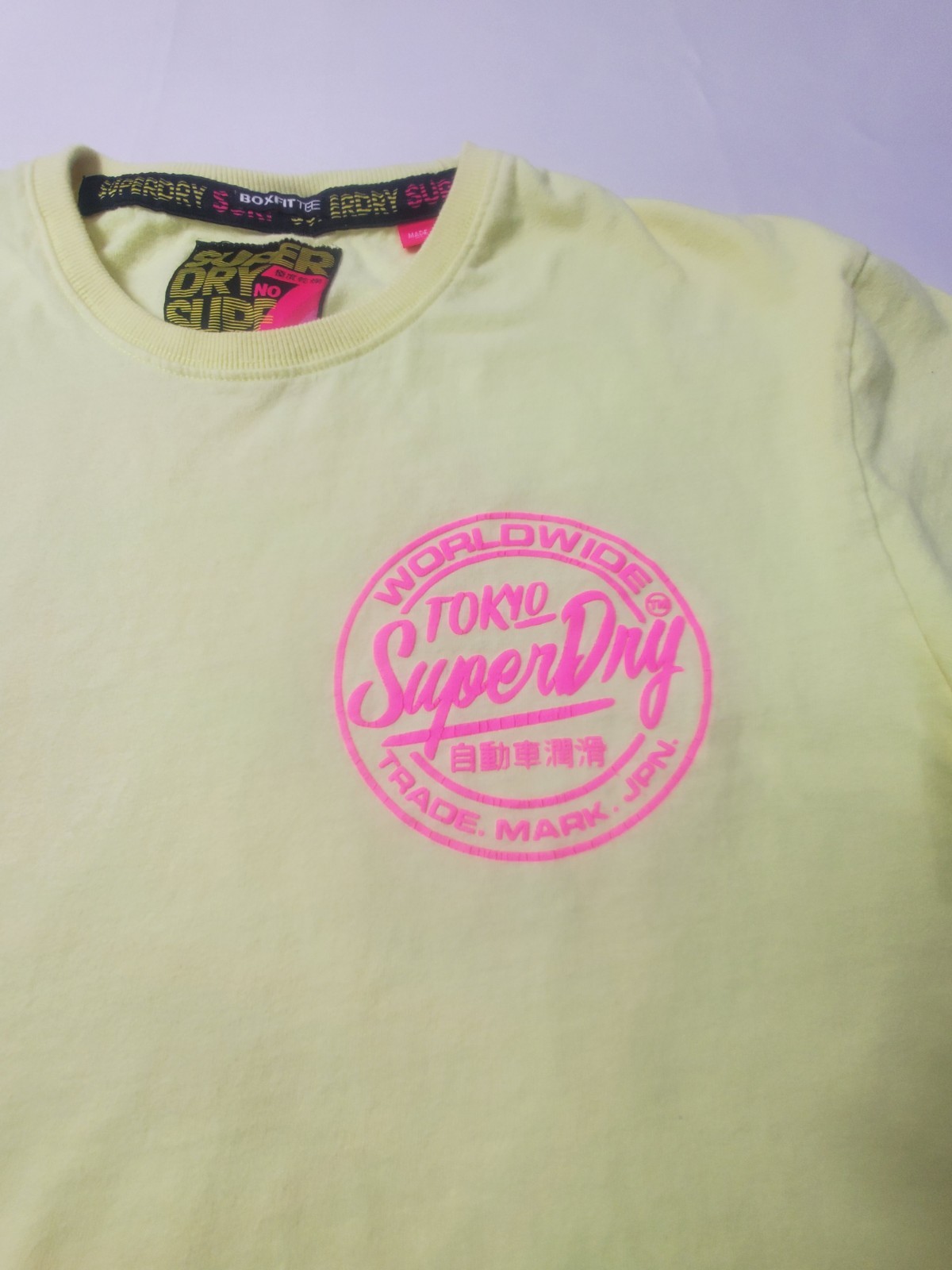 Superdry Tokyo Worldwide Shirt Mens XL Yellow Pink Short Sleeve Casual Adult Tee gallery