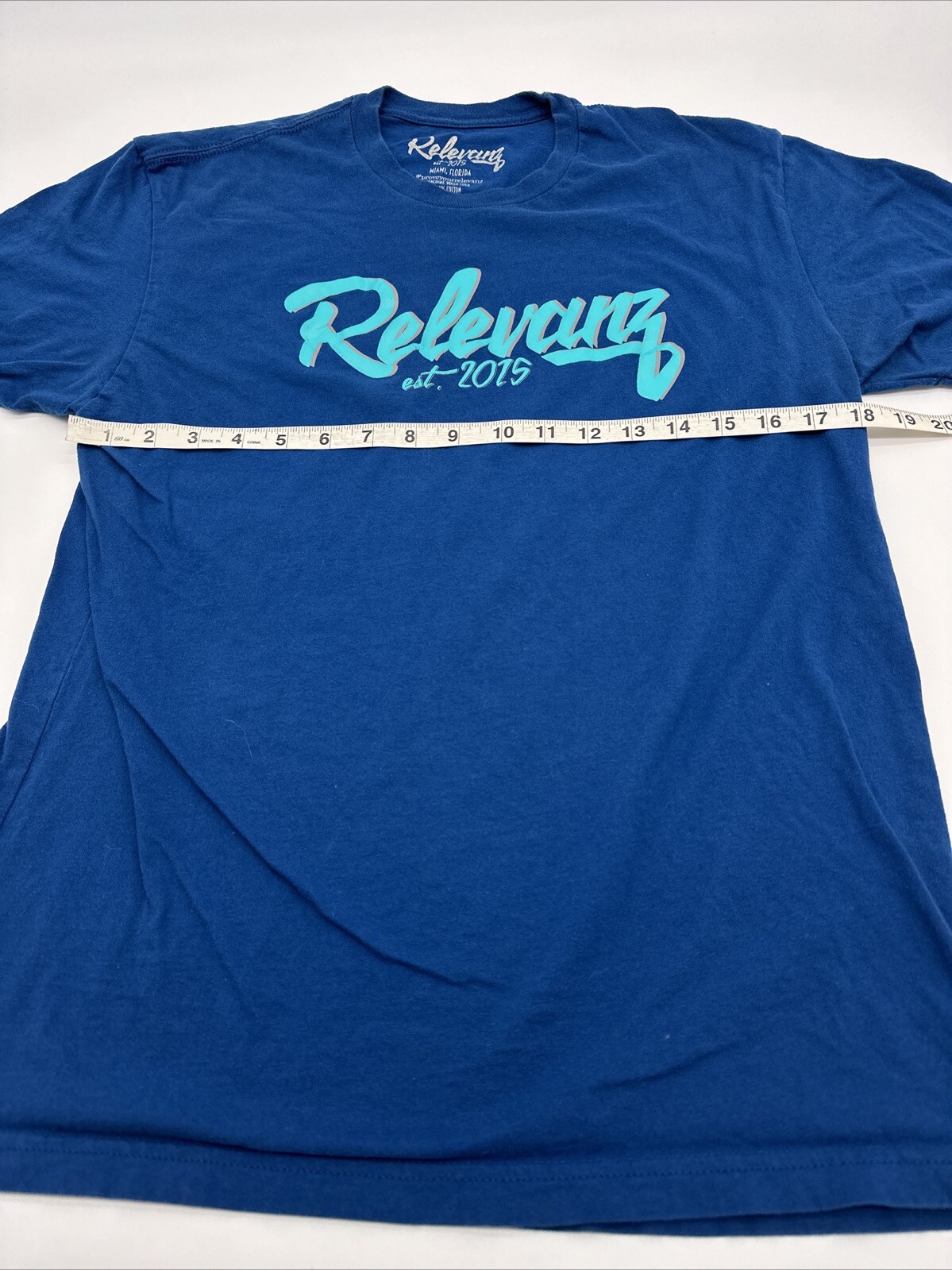 Relevanz T-Shirt Men Small Blue Spell Out Logo..#12640 gallery