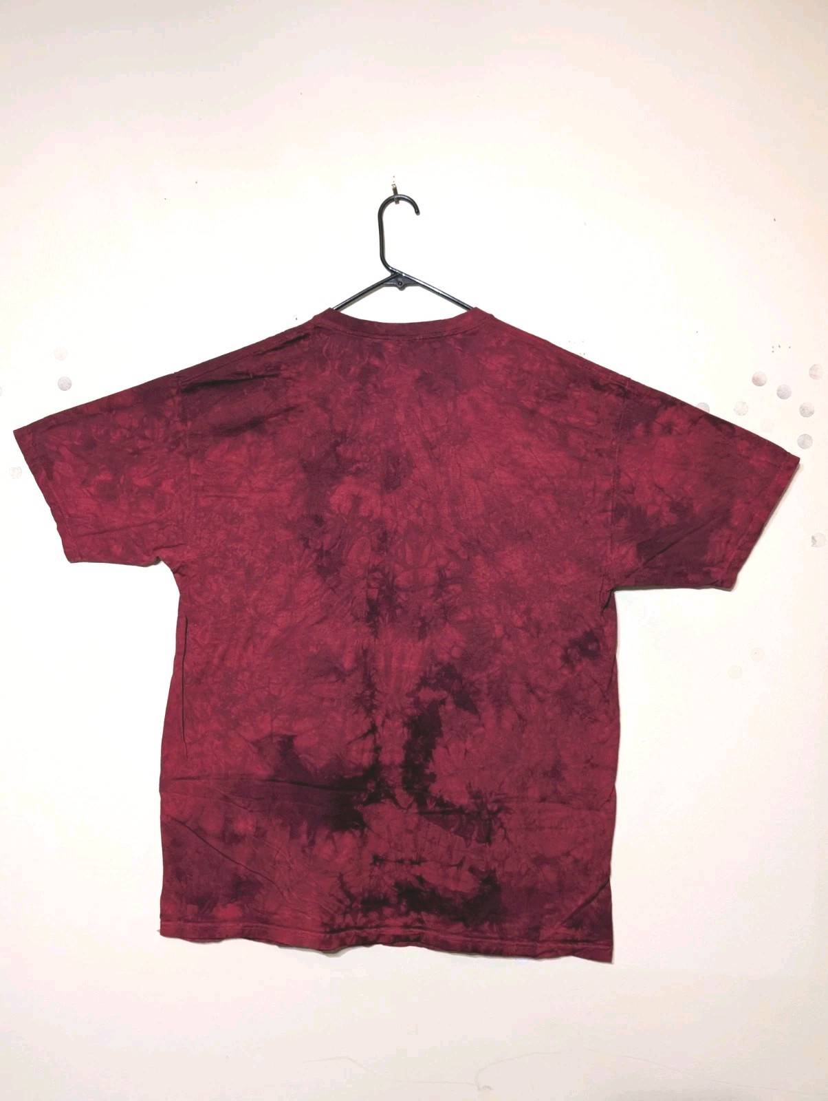 The Mountain Mens T-shirt Red Wolf Flame Wildlife Retired Logo 2XL #3370 EUC gallery