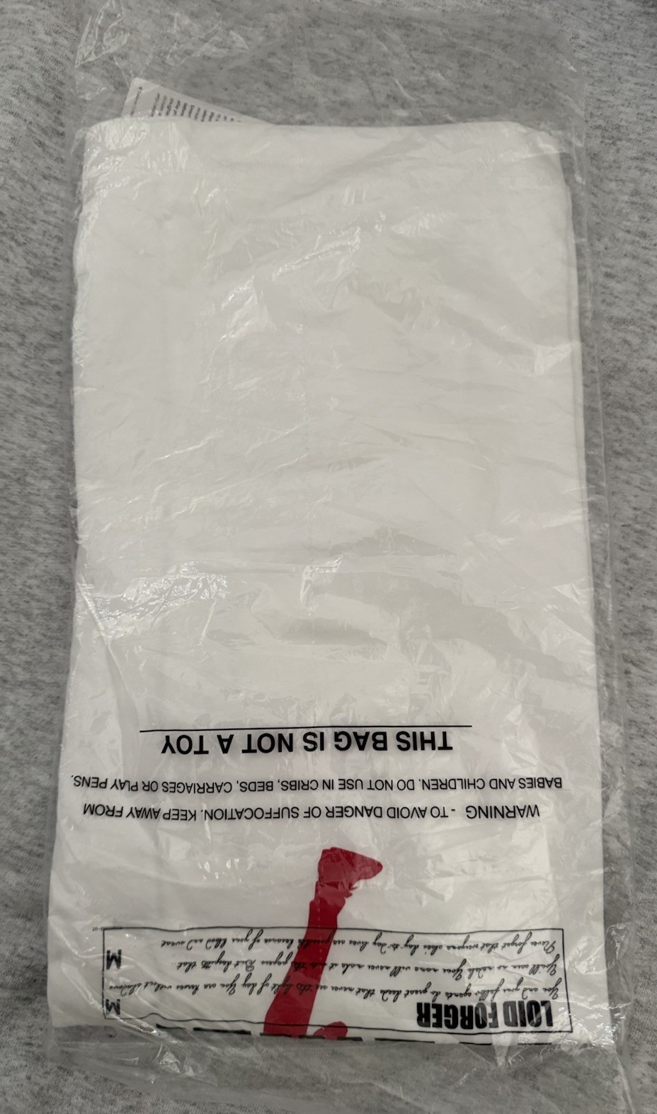Uniqlo Spy X Family UT Short Sleeve Graphic White T-Shirt Size Medium gallery