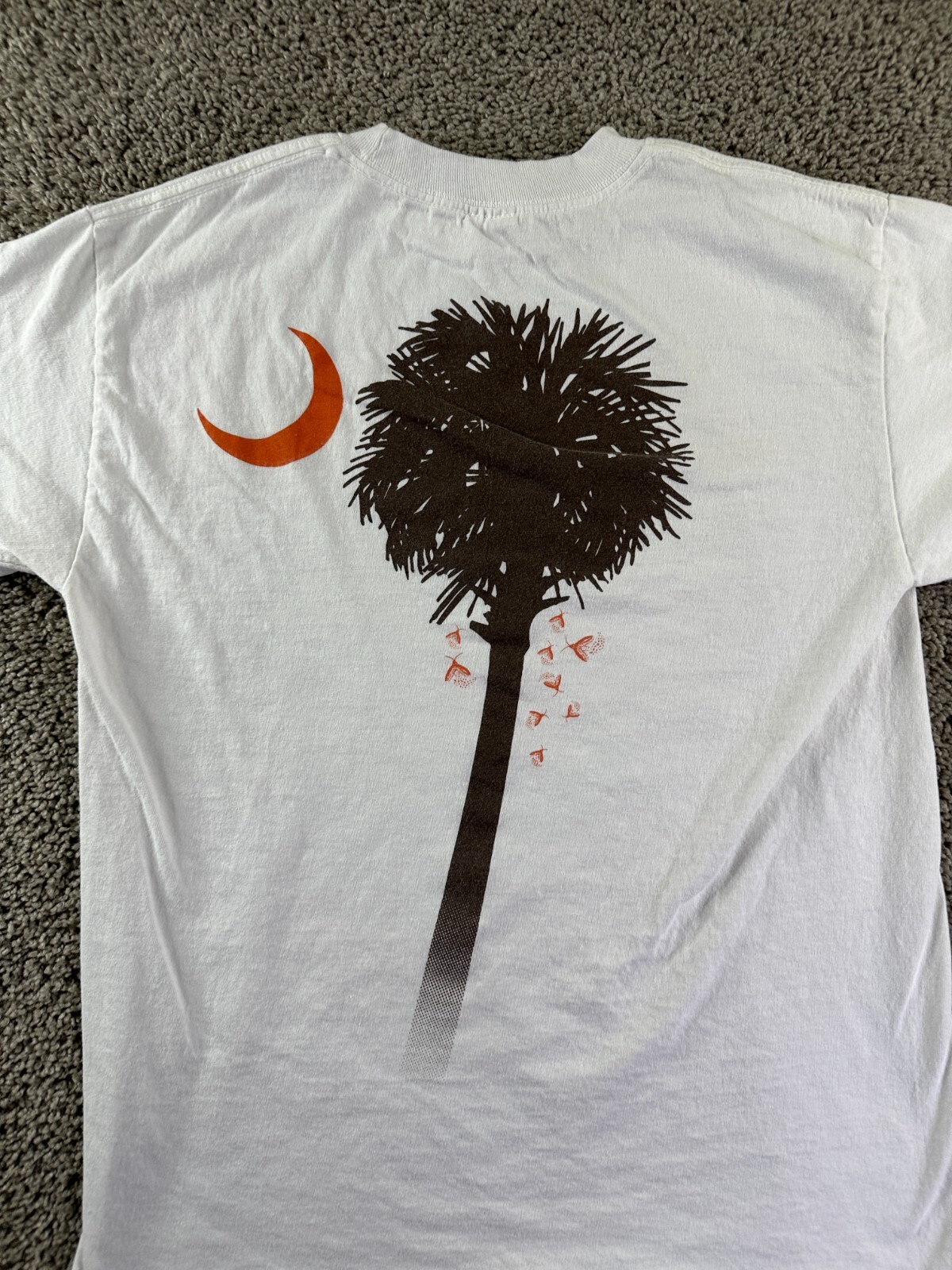Firefly Shirt Mens Medium White Red South Carolina Sweet Tea Vodka Casual FLAW gallery
