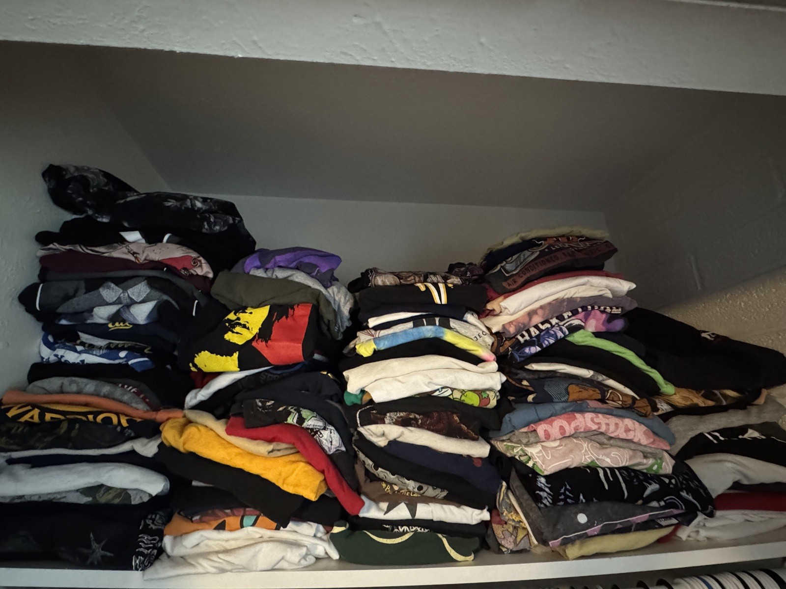 Random 20 for $180 Vintage/Modern Graphic TShirt Bundle! Message your size! gallery