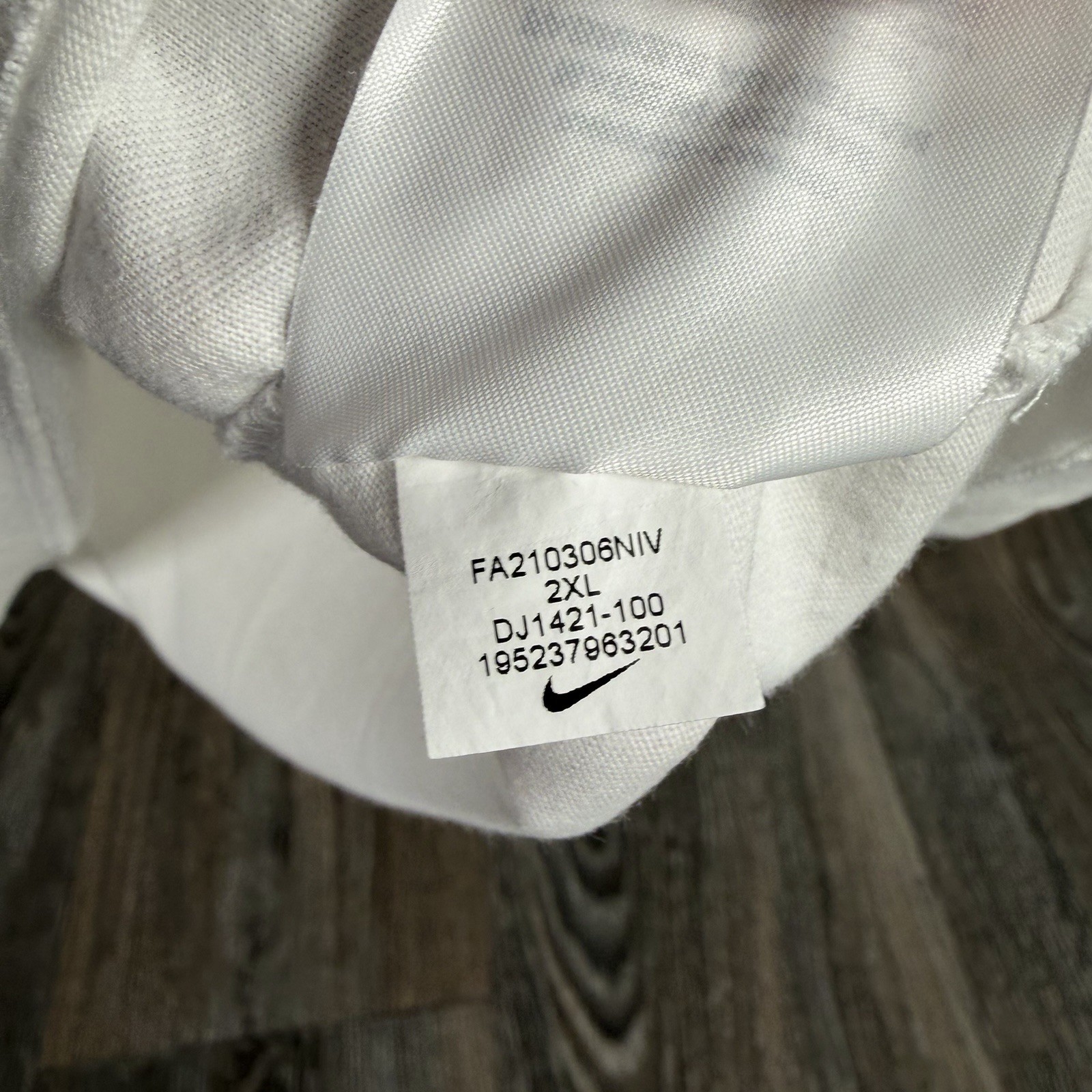 Nike Sportswear Swoosh By Air T Shirt Men's Size 2XL White NSW Tee Graphic Print gallery