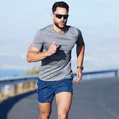 Mens Workout Shirts Quick Dry Performance Short Sleeve Athletic Shirt