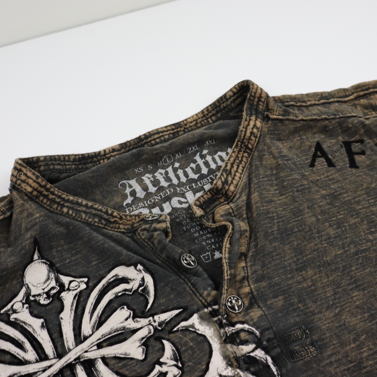 Vintage Affliction Mens Thermal Cross Skull Wing T Shirt Mens Large Long Sleeve gallery