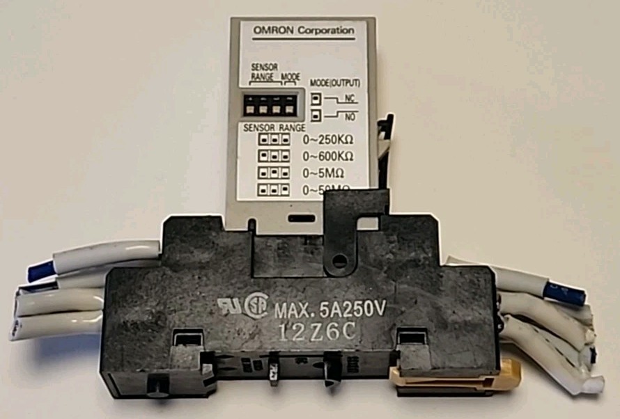 OMRON K7L-AT50 / OMRON LIQUID LEAK SENSOR WITH BASE – Free Shipping