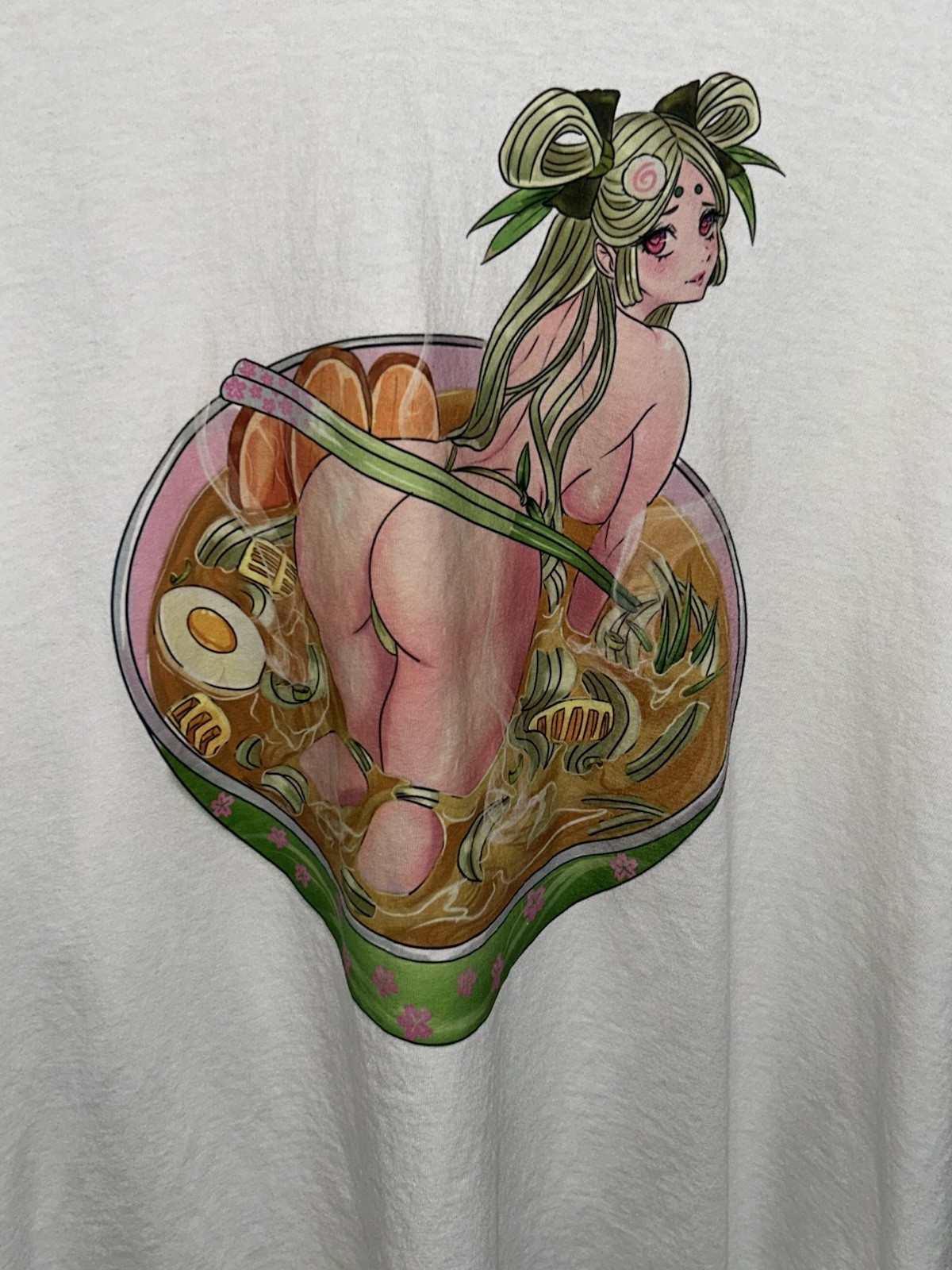 Spencers Amanda Darko Artistry T-Shirt Anime Kamikaze Girl Size Adult Size XL gallery
