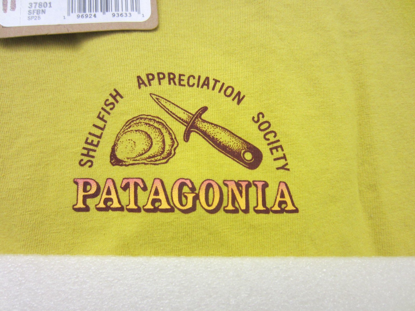 New $45 Patagonia 37801 Aquatic Action Organic T-shirt, Shellfish Society, S gallery