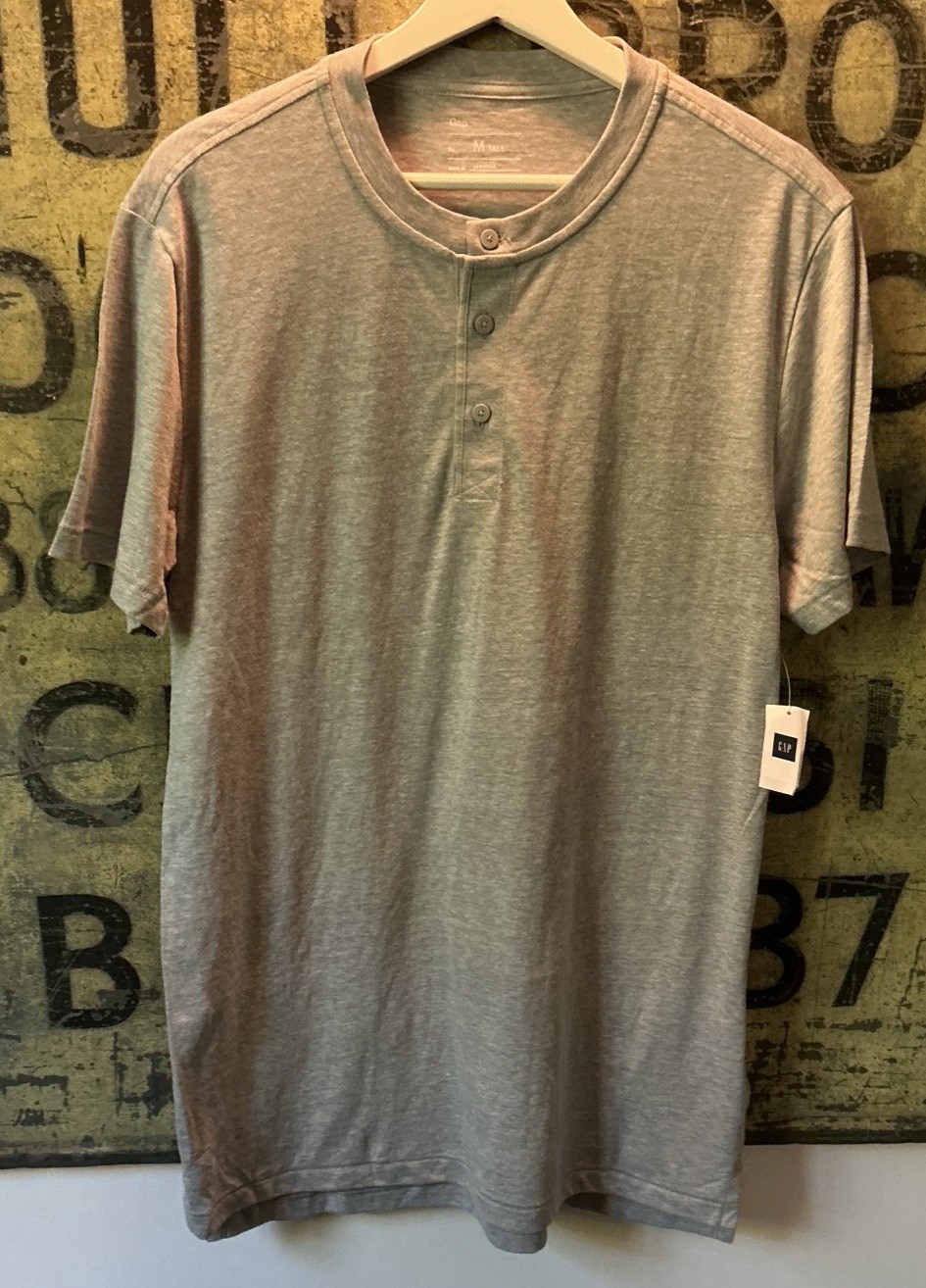NEW Gap Men’s Medium Tall Short Sleeve Grey Cotton Henley gallery