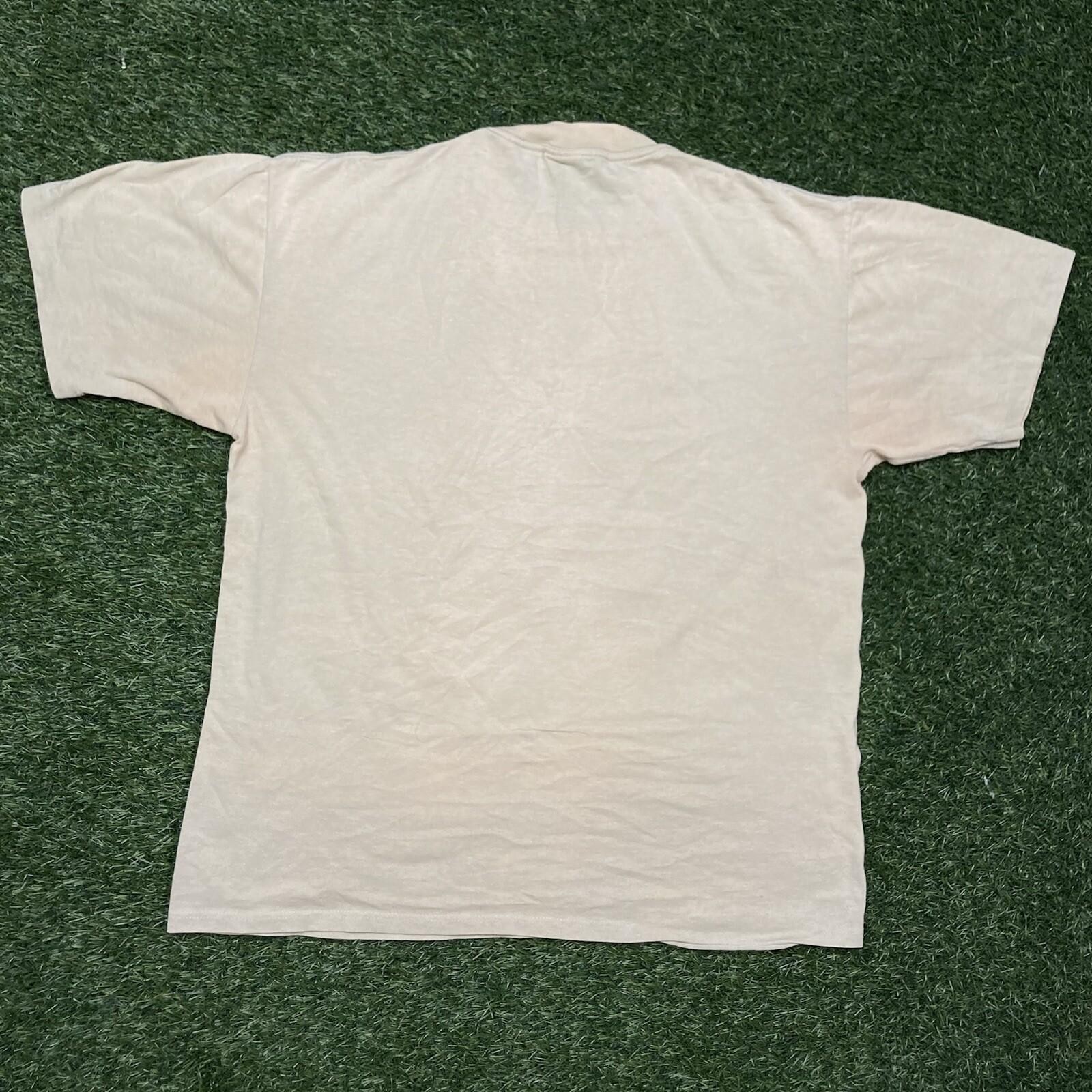 Hunting Shirt L 90s 00s There Are Only Two Seasons Hunt Fish Fishing Tee gallery