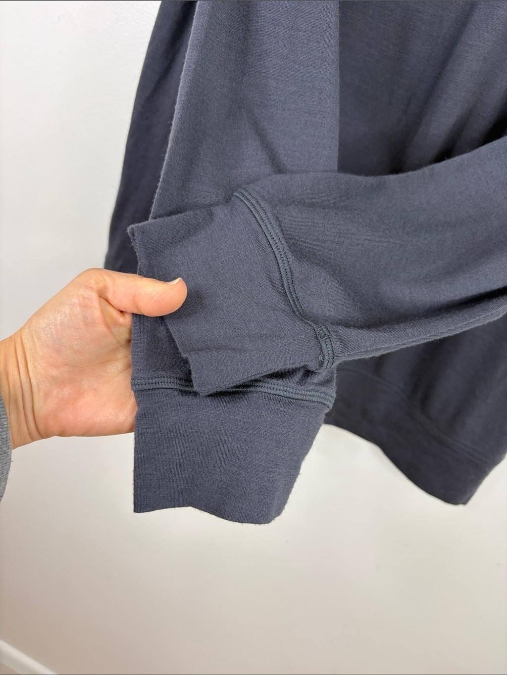 Unbound Merino Shirt Mens XXL Dark Gray Merino Wool Jersey Long Sleeve Crew gallery