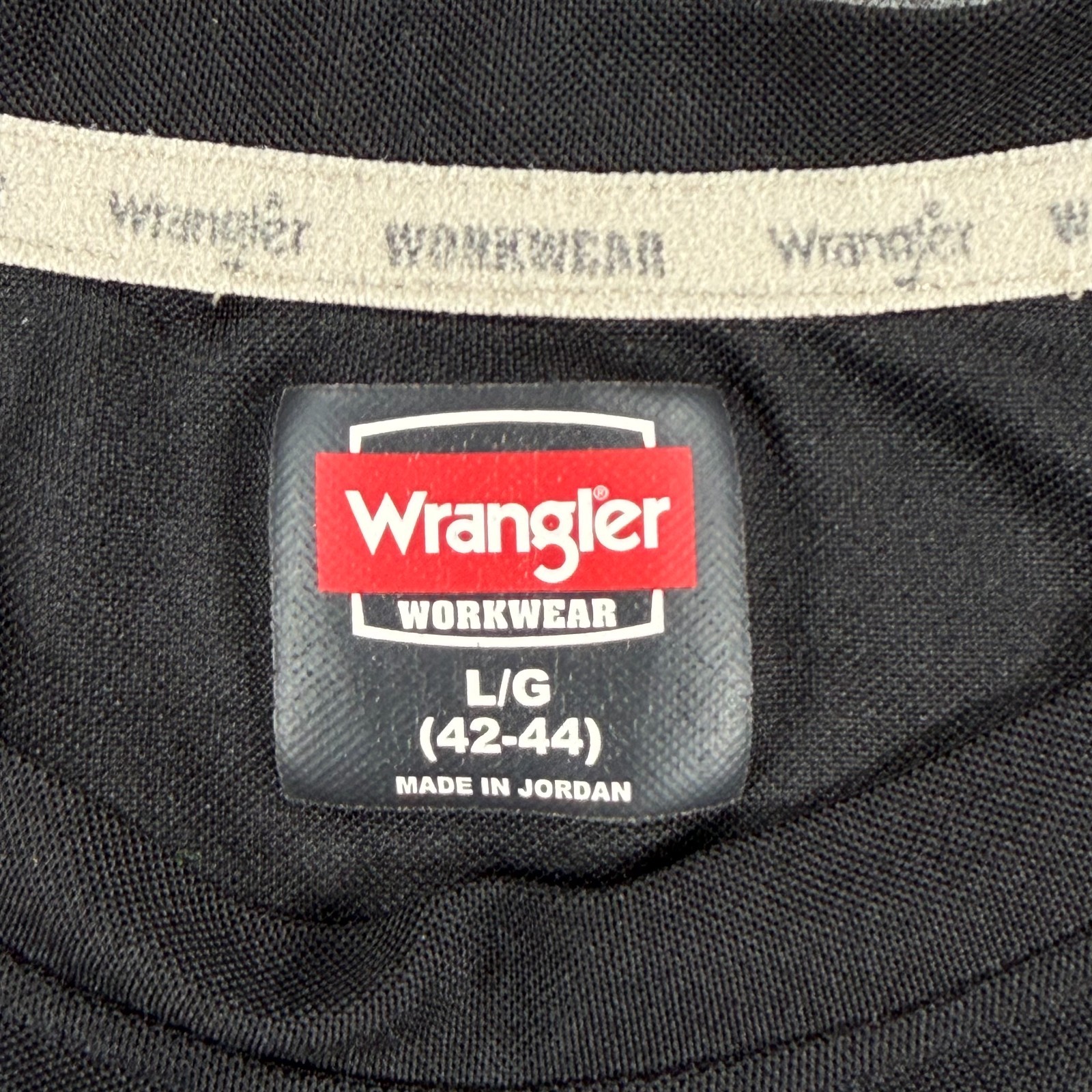 Wrangler Workwear T Shirt Mens Large Black Utility Moisture Wicking Relaxed Fit gallery