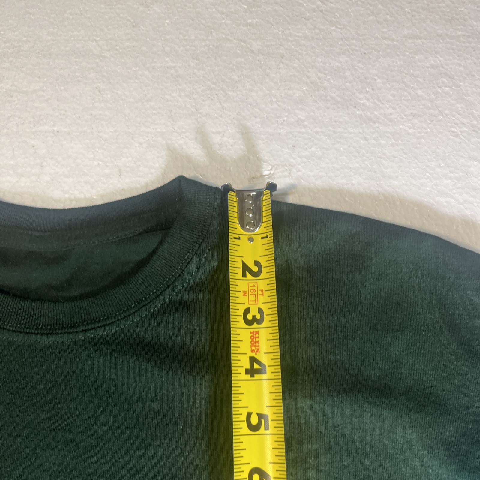 The Mountain Valley Spring Water T-Shirt Large See Measurements gallery