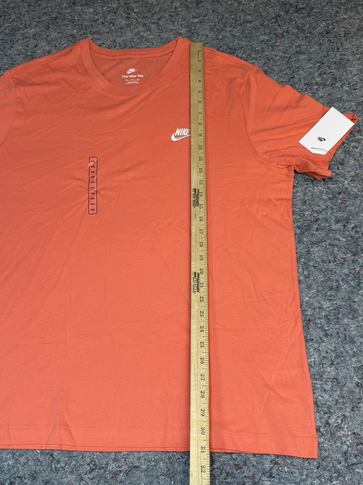 Nike Sportswear Club T-Shirt Men’s XXL Pink/Orange Casual Athletic Activewear gallery