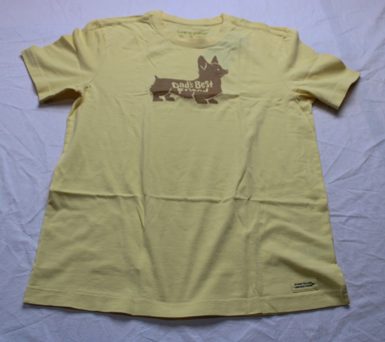Life Is Good Men’s Dads Best Friend Corgi Shirt CN6 Sandy Yellow Small NWT