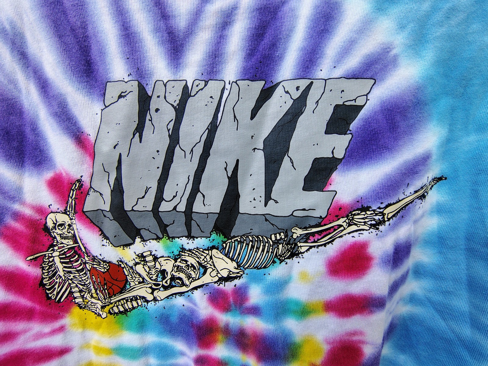 Nike Tie-Dye Skeleton Halloween Basketball Graphic Tee | Spooky M | Exploration gallery