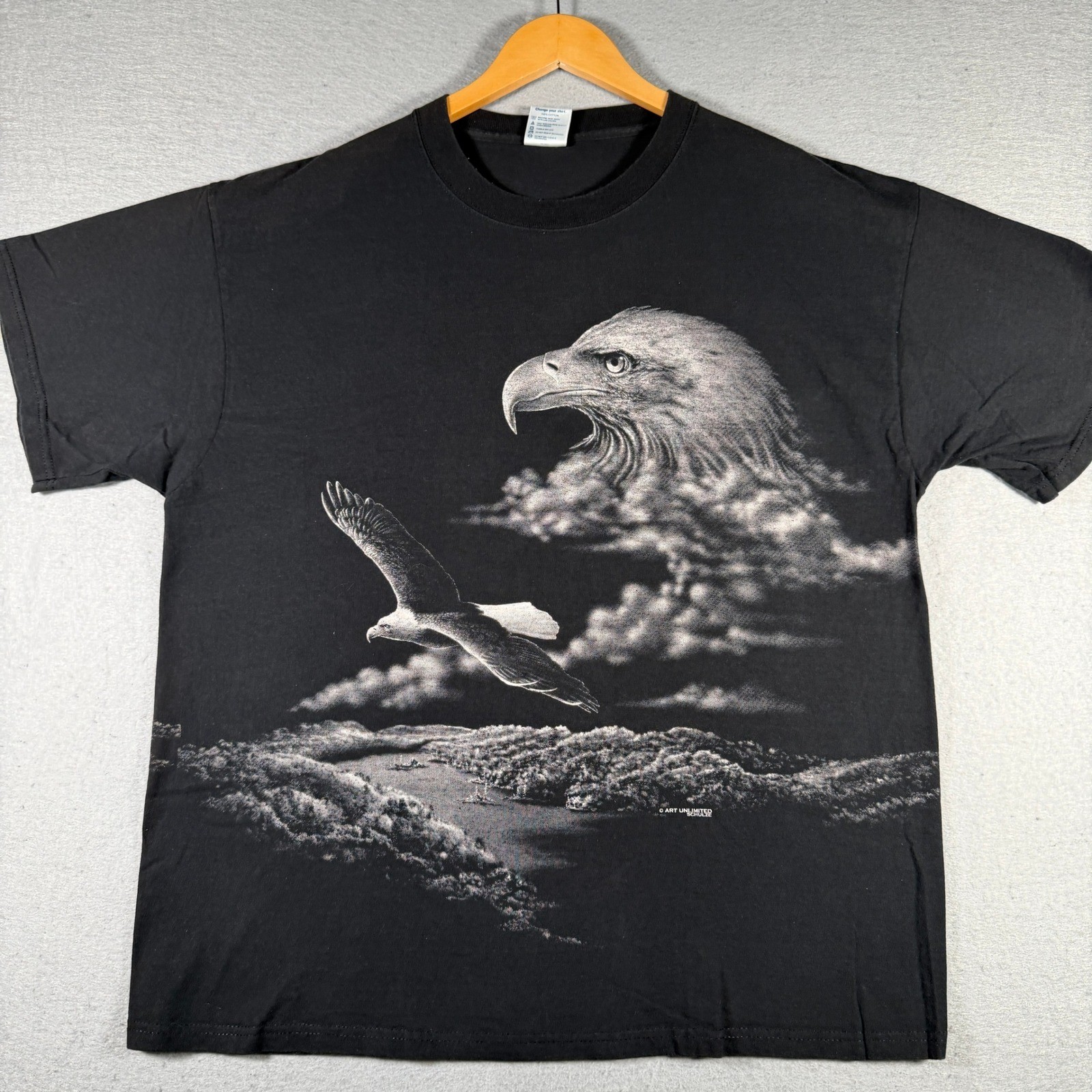 Delta Art Unlimited Mens XL Black Eagle Graphic T-Shirt Washington Souvenir Tee gallery