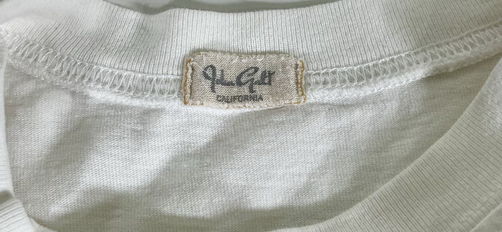 VTG John Galt California Chill Since 1993 Dinosaur Malibu T-Shirt Italy SZ Med gallery