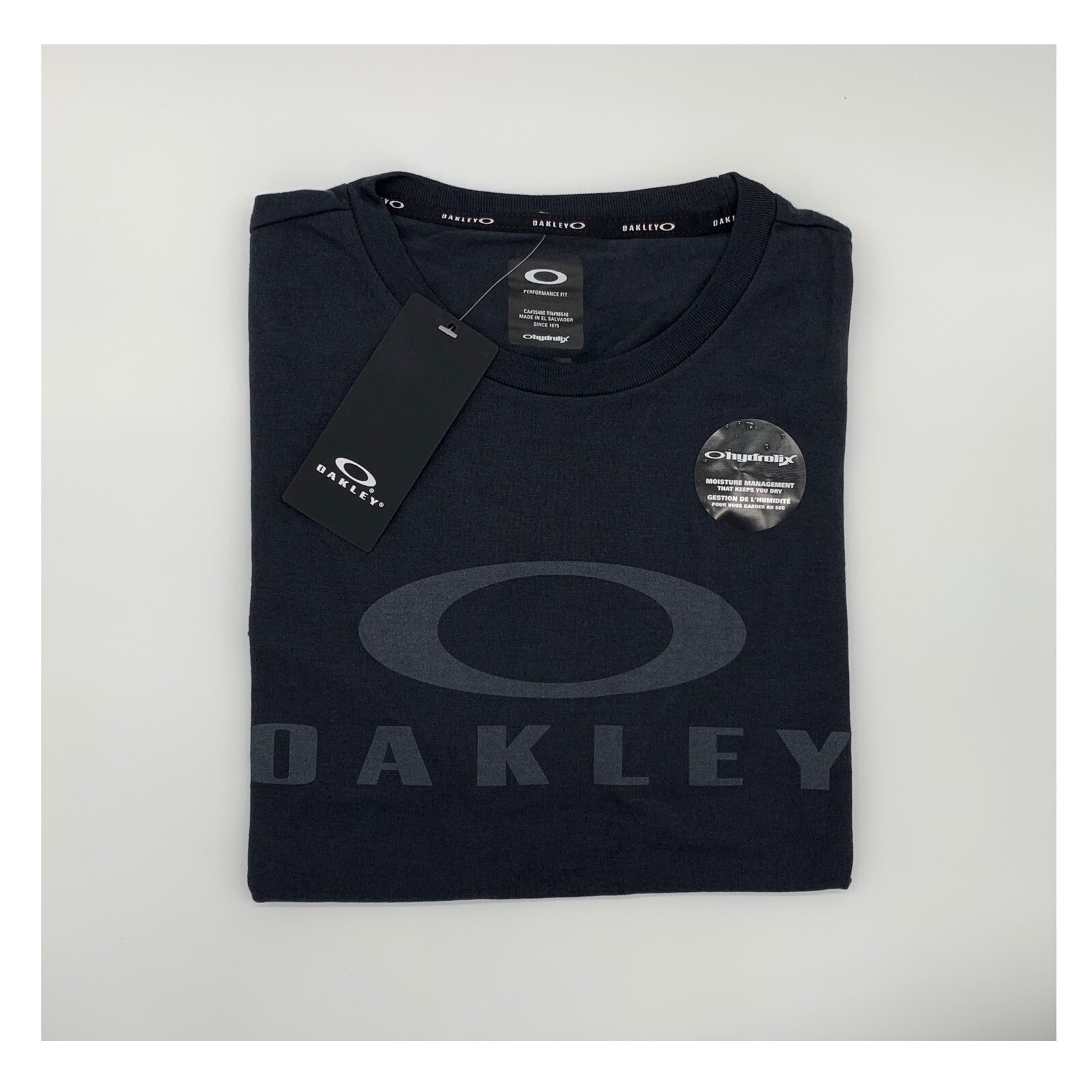 OAKLEY Men's Blackout O-Bark T-Shirt Retail: $35 (NWT) gallery
