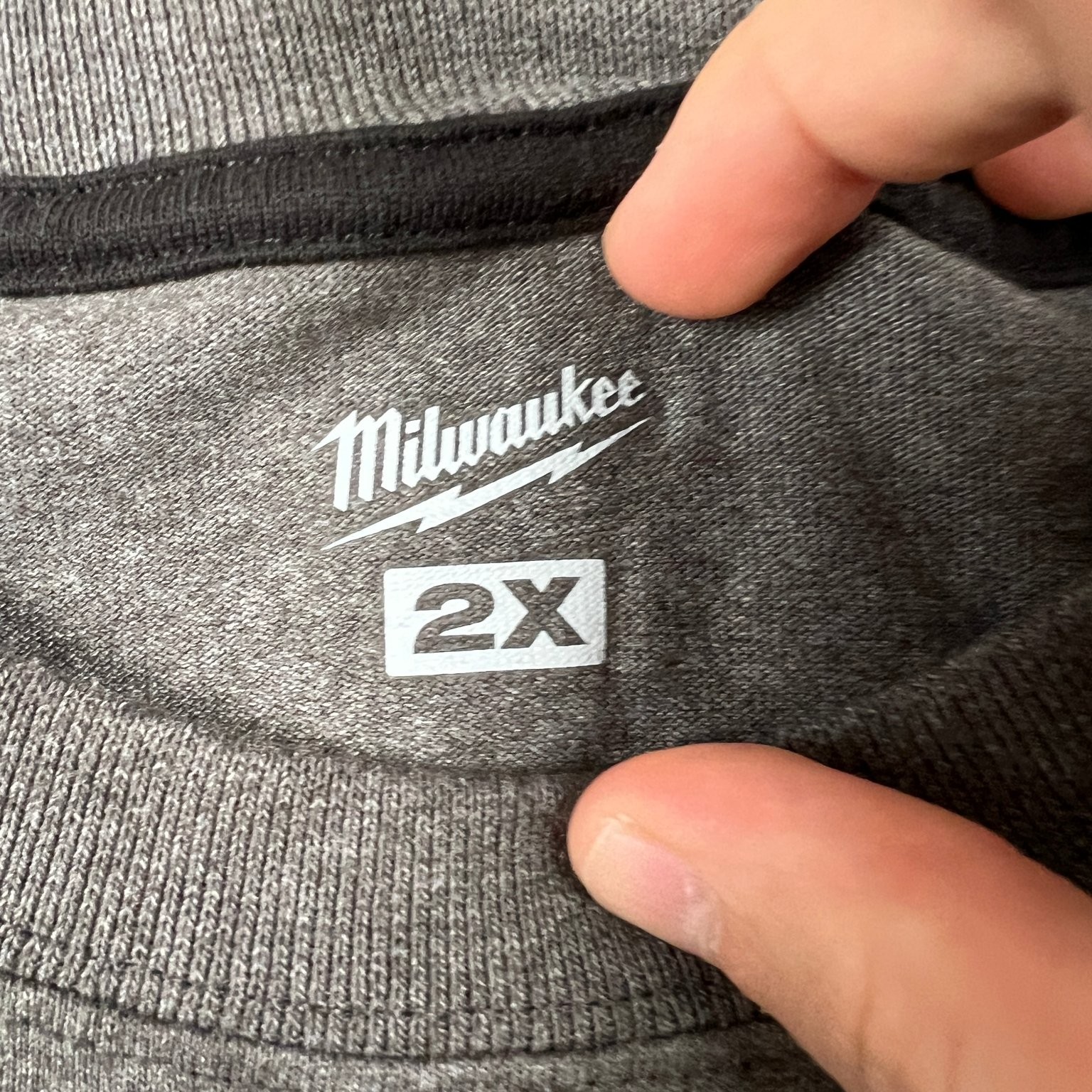 Milwaukee T-Shirt Men's 2XL Gray Short Sleeve Pocket Workwear Crewneck Cotton gallery