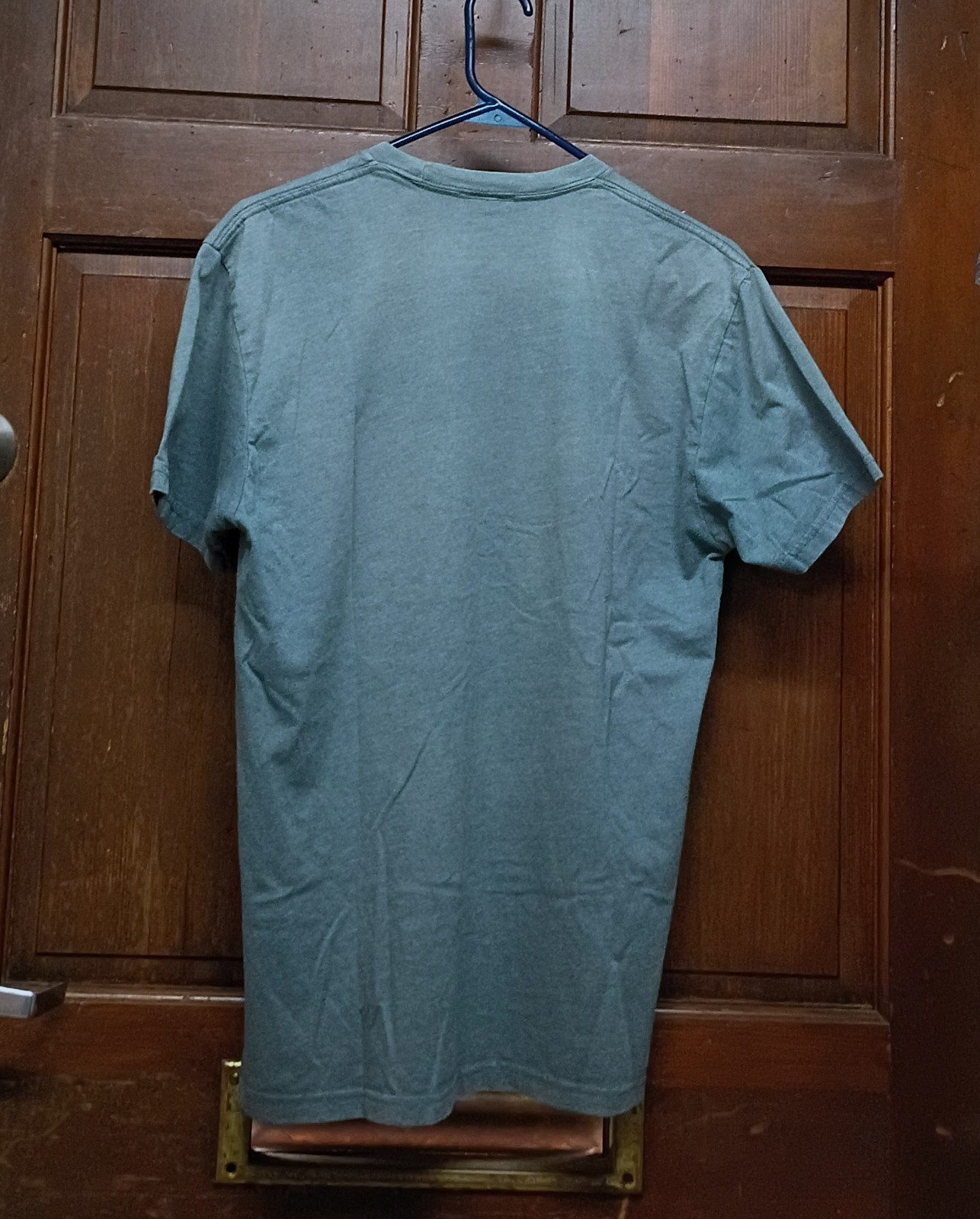 Coastal Classics Blue T-Shirt "Earth Music-Boulder" Tree Guitar Men's Size M gallery