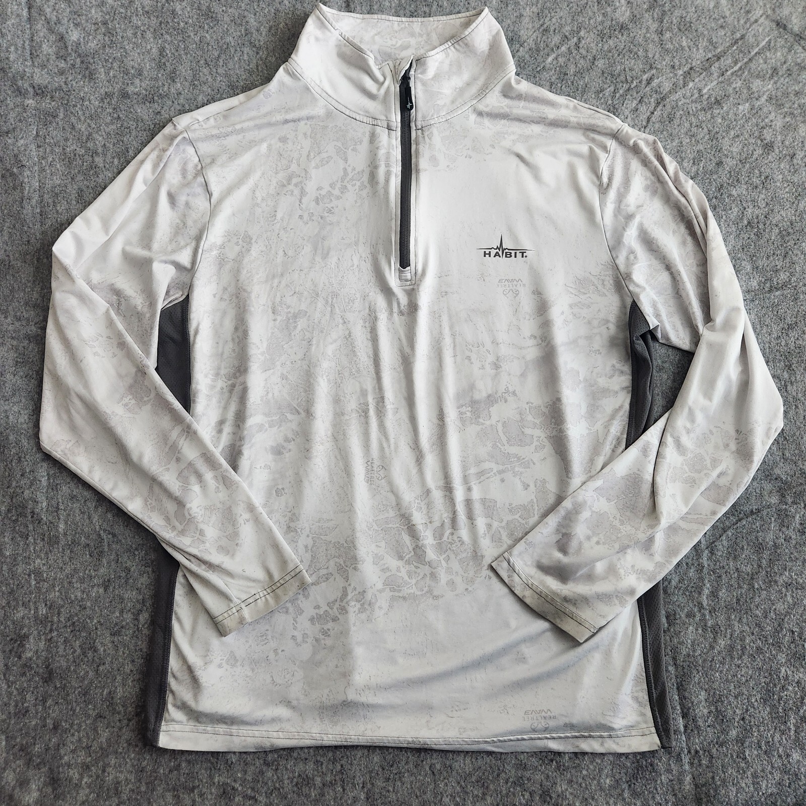 Habit Fishing Solar Factor Shirt Men's XL Gray White Realtree Performance 40+ gallery