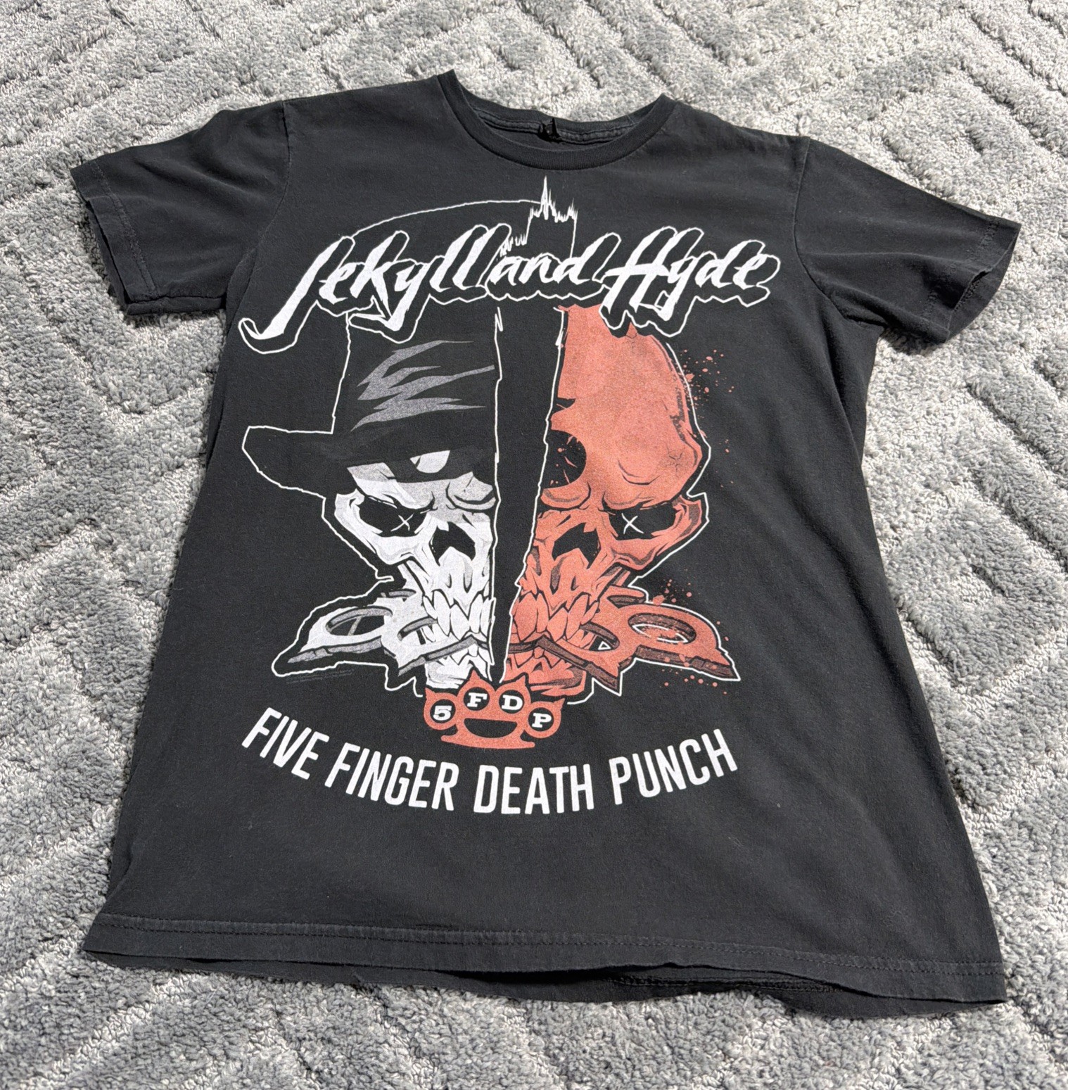 Jekyll And Hyde ~ Five Finger Death Punch Band T Shirt Size Small gallery