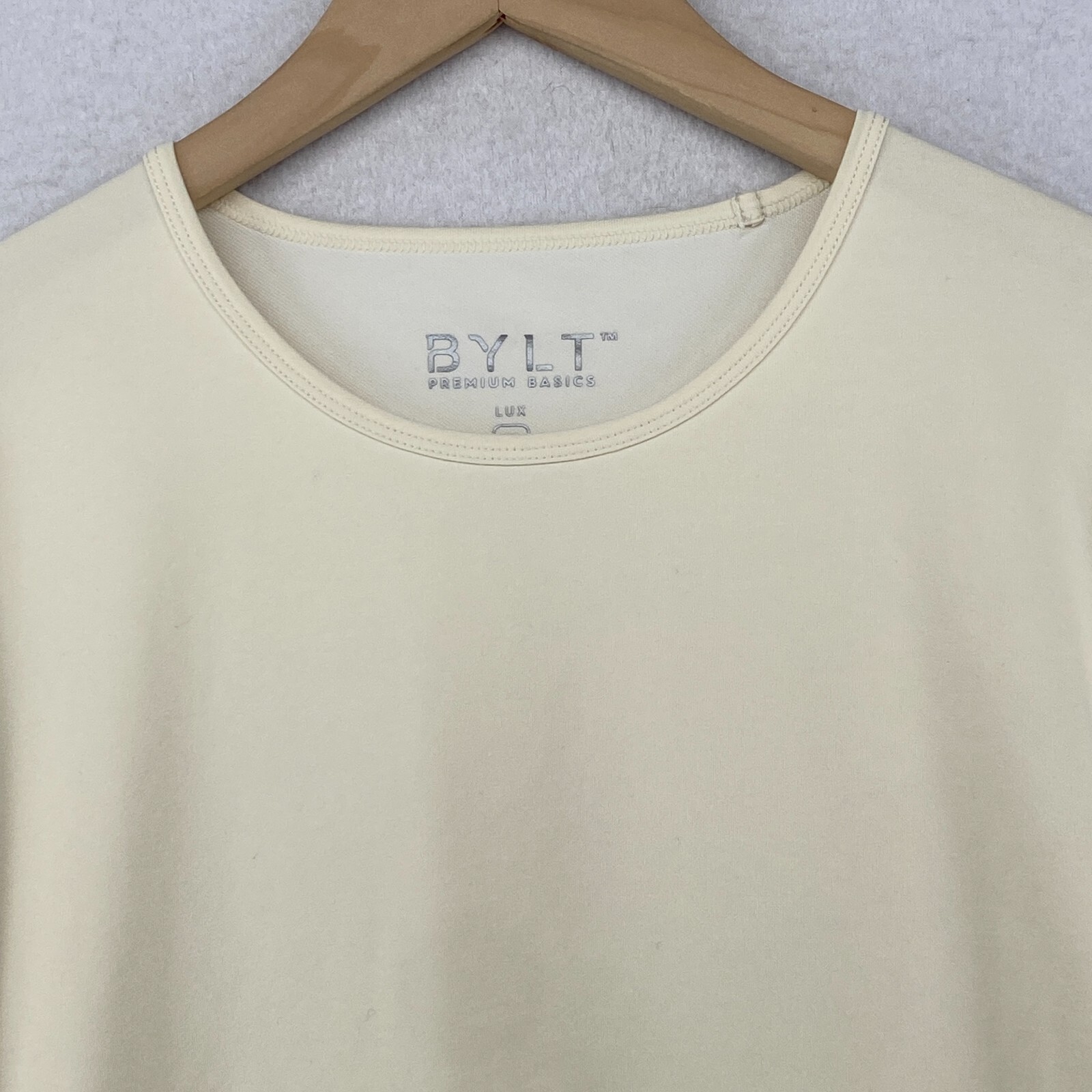 BYLT Shirt Mens 2XL LUX Drop Cut Premium Basics Gym Short Sleeve Off Ivory gallery