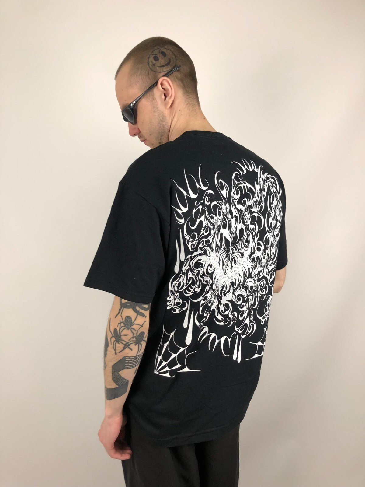 NEW! Streetwear t-shirt big logo printed ulika unknwn hip hop y2k avant garde gallery